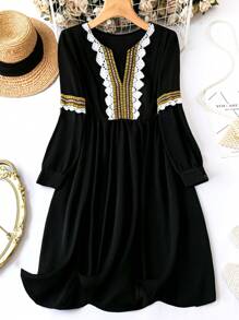 SHEIN LUNE Plus Size Embroidery Patchwork Dress - Black - View 1