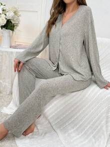 Women's Button-Up Long Sleeve Top And Pants Pajama Set Outfit