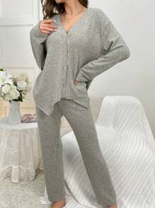 Women's Button-Up Long Sleeve Top And Pants Pajama Set Outfit