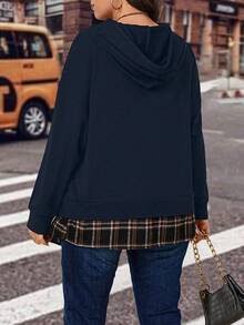 Calvaya Plus Size Patchwork Hoodie With Plaid Hem And Drawstring - Navy Blue - View 2