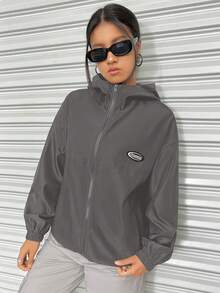 Muchica 女式連帽常規裁剪夾克,字母貼布補丁 - 深灰色 - 查看 4