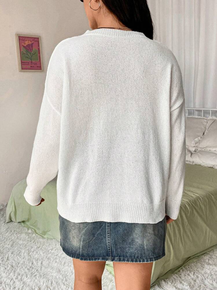Plus Size Stylish Floral Embroidery Round Neck Sweater Knit Pullover Fall Winter Sweater