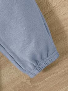 SHEIN Em bé Con trai Màu thuần Vá lại Hoodie Và Quần Chạy bộ Bộ - Màu xanh lam - Xem 3