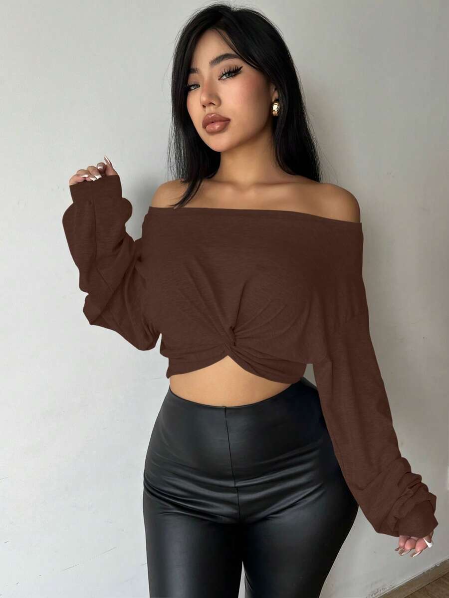 Chiquease 前結口袋離肩短版t-shirt - 棕色 - 查看 1