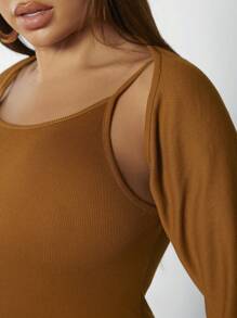 SHEIN SXY Conjunto De Mono Y Chal Con Tirantes Finos Para Mujer Talla Grande