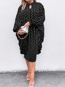 SHEIN LUNE Plus Polka Dot Print Keyhole Neckline Batwing Sleeve Dress - Black and White - View 1