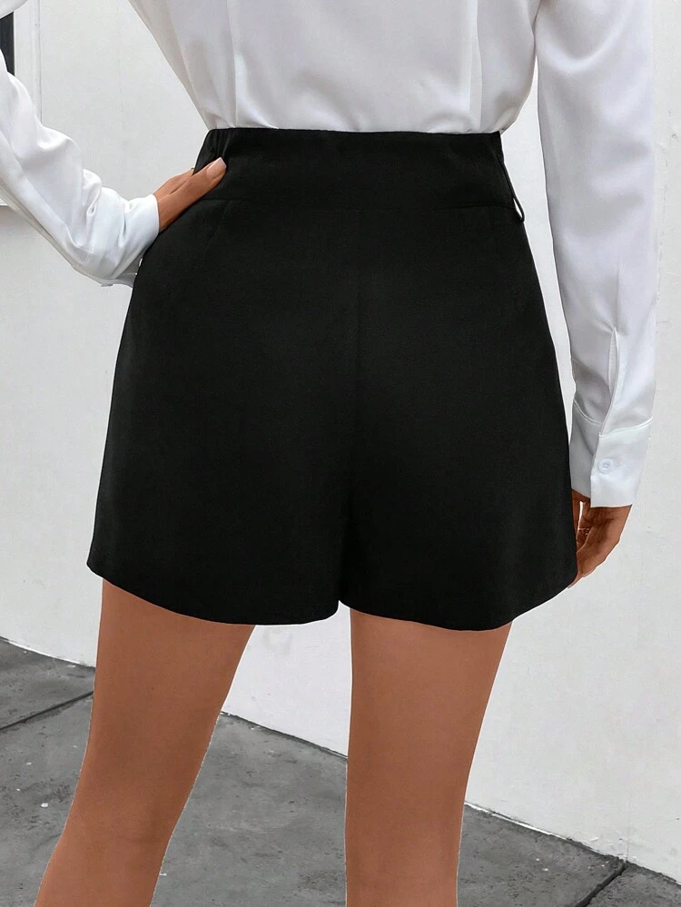 Women's Shorts With Chain Detailing