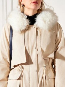 MOTF PREMIUM 轻盈连帽派克大衣