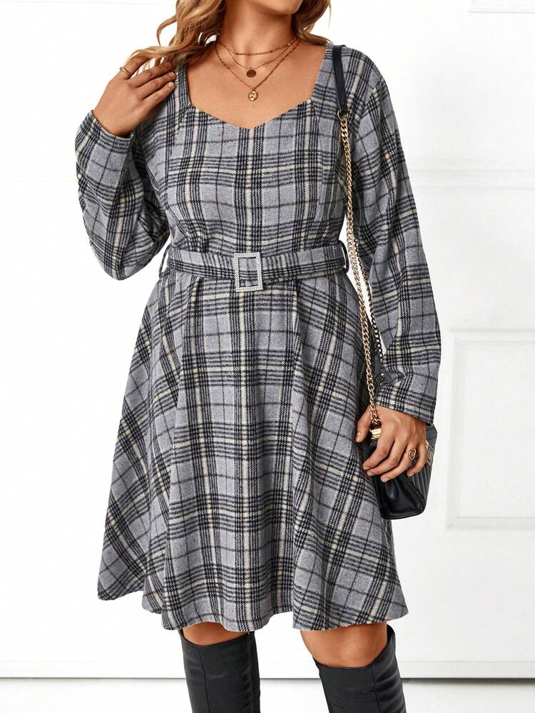 Plus Plaid Print Sweetheart Neck Belted Dress