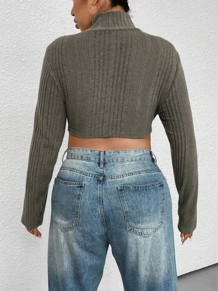 Plus Cut Out Front Mock Neck Crop Tee