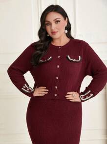 Modelyn Ensemble deux pièces avec un cardigan avec détail de rabat et une jupe tricotée avec bordure rayée - Rouge foncé - Voir 3
