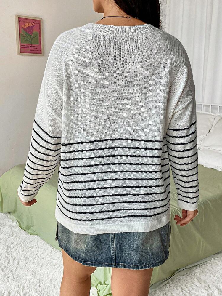 Plus Size Fashionable Embroidery Contrast Color Round Neck Sweater Knit Pullover Fall Winter Sweater