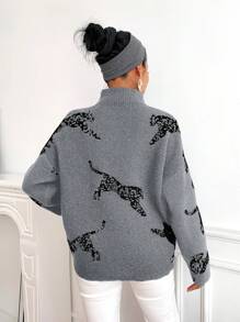 SHEIN Essnce Suéter De Patrón Animal Con Cuello De Soporte Y Mangas De Caída En Hombros