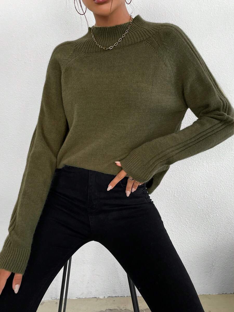 SHEIN Essnce 高領斜肩軸毛衣 - 軍綠色 - 查看 1