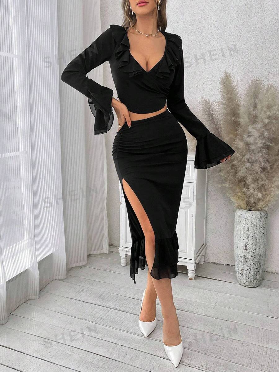 SHEIN Privé Conjunto De Top Sin Mangas Y Falda Decorados Con Ribete De Hoja De Loto