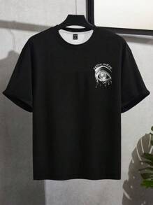Manfinity EMRG Men Eye & Letter Graphic Tee