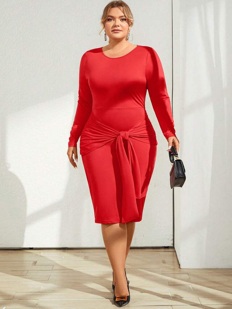 Plus Size Women's Round Neck Solid Color Bodycon Dress With Front Twist