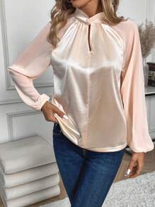 SHEIN Clasi 拉干袖圓領鑽石領長袖t恤 - 杏色 - 查看 3