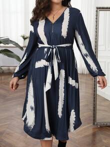 EMERY ROSE 大碼刷印v領水袖連衣裙