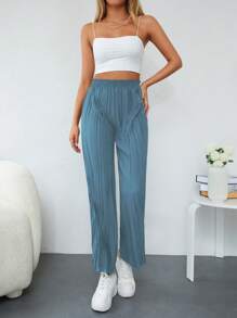 RueChic Solid Pleated Wide Leg Trousers - Green - View 6