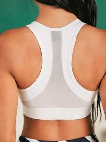 VARSITIE 運動瑜伽基礎款胸圍杯套裝,搭配背心上衣 - 白色 - 查看 2