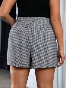 SHEIN Privé Plus Size Women's Houndstooth Shorts - Multicolor - View 2