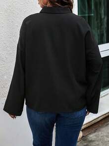 Calvaya 大碼網紗拼接捲邊袖翻蓋細節襯衫 - 黑色 - 查看 2