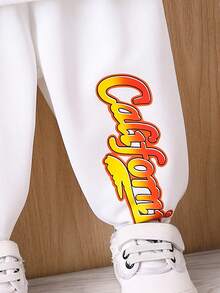 嬰兒男寶貝汽車及字母印花連帽運動衫與長褲套裝 - 白色 - 查看 6