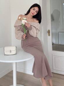 Dazy Star Khối màu Off-shoulder Tay áo Đuôi cá Hem Đầm - Màu be - Xem 5