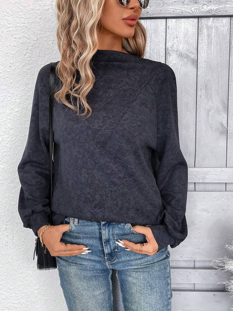 Women's Oversized Raglan Sleeve Casual Sweatshirt