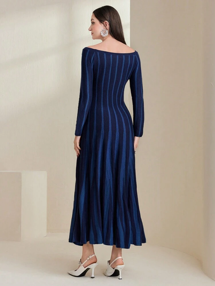 Women's Color Contrasting Boat Neck Sweater Dress
