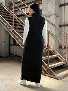 SHEIN EZwear 女款大尺碼睫毛印花高領拼色連身裙 - 黑與白 - 查看 2