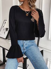 SHEIN LUNE Solid Colored Ruffled Sleeve Blouse