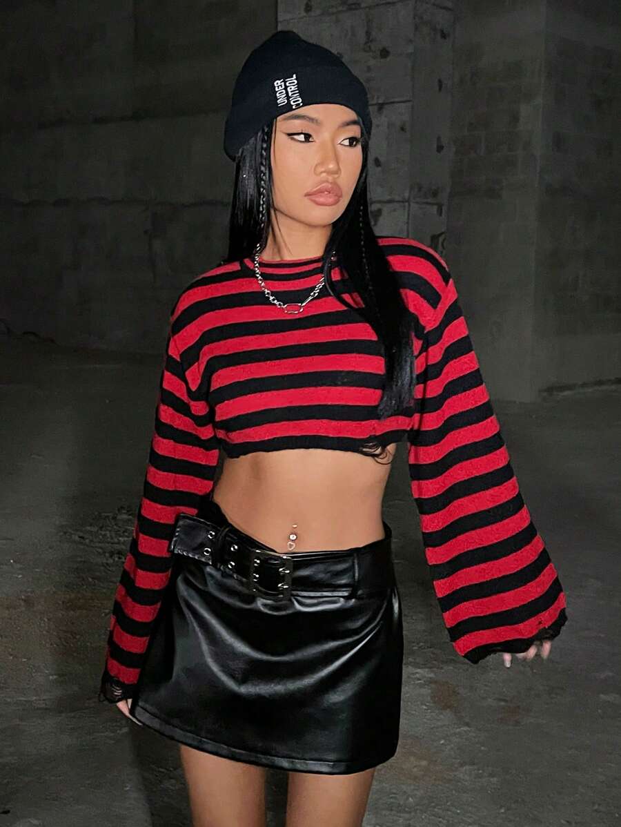 Muchica Casual Striped Flared Sleeve Cropped Sweater, Autumn