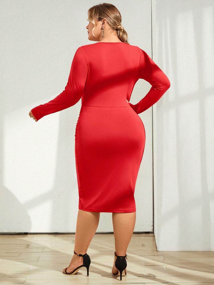 Plus Size Women's Round Neck Solid Color Bodycon Dress With Front Twist