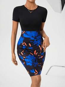 SHEIN Privé 花卉印花拼布修身連身裙 - 黑色 - 查看 6