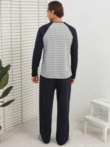 RueChic 男士條紋插肩袖長袖 T 恤和褲子家居服套裝 - 藏蓝色 - 查看 2