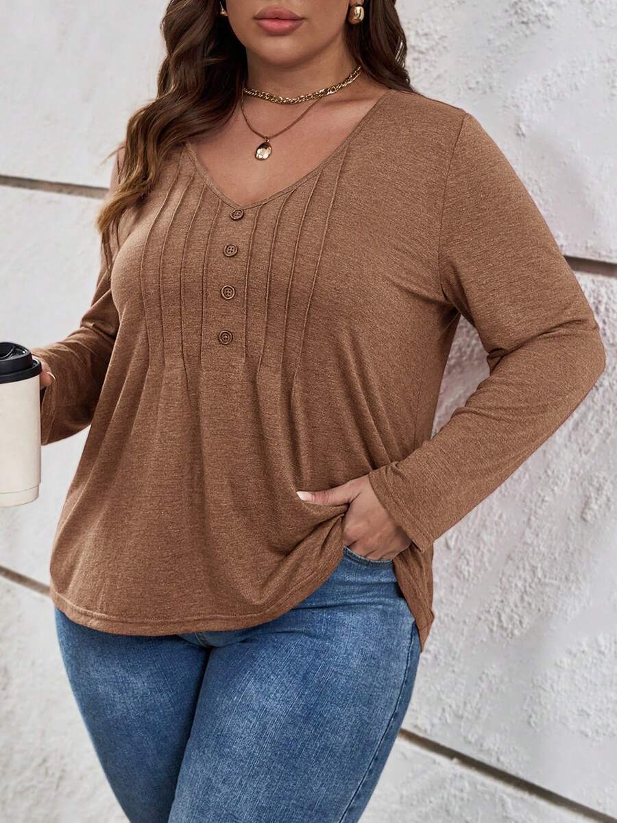 SHEIN LUNE 大尺碼女款 V 領長袖 T 卹