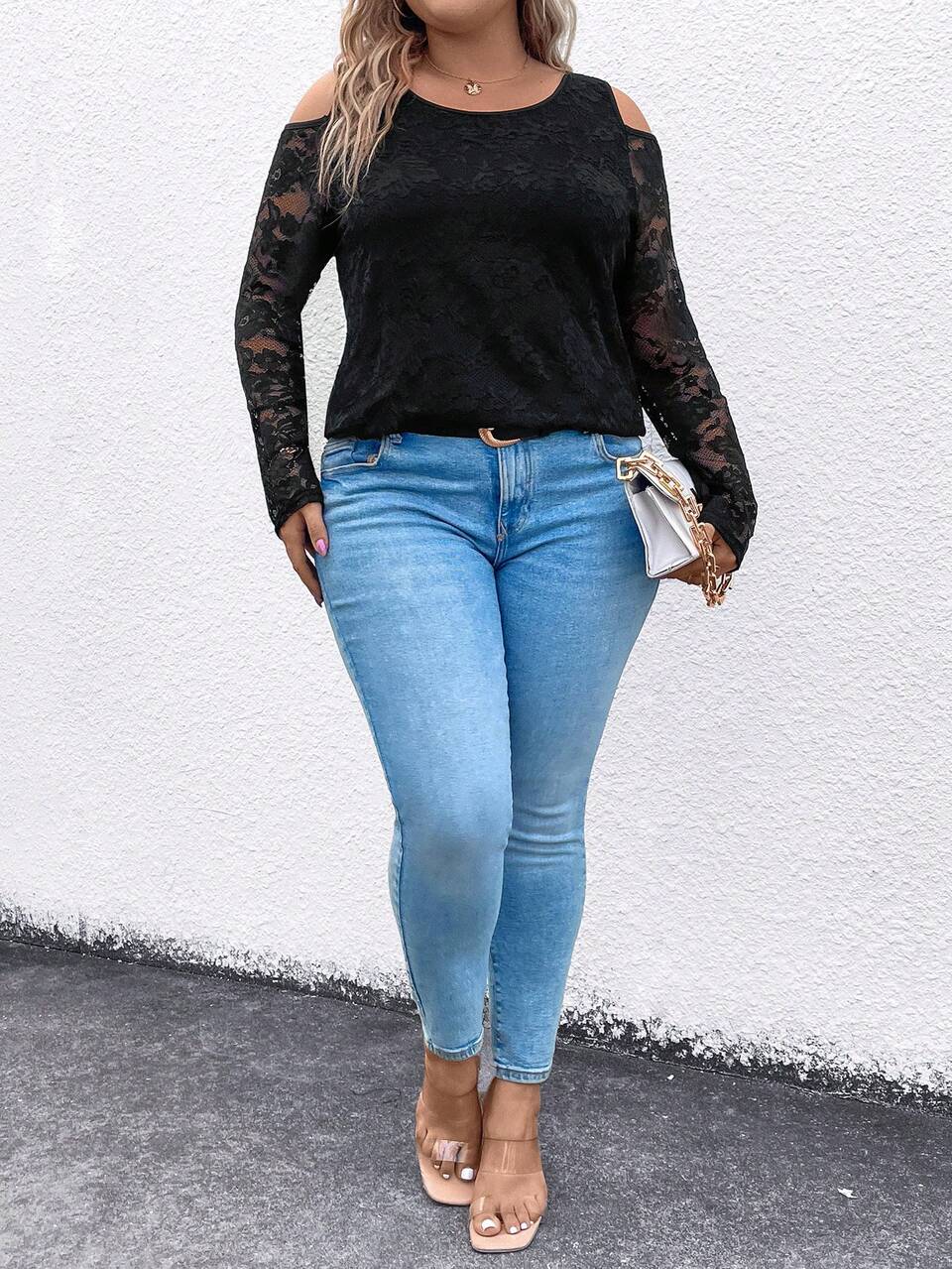 Plus Size Women's Lace Patchwork Cold Shoulder Top