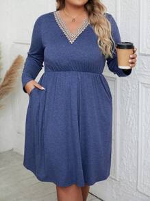 EMERY ROSE Plus Size V-neck Dress - Navy Blue - View 4