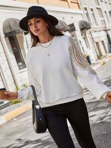 EURMUSE 蕾絲拼接插肩袖運動衫 - 白色 - 查看 6