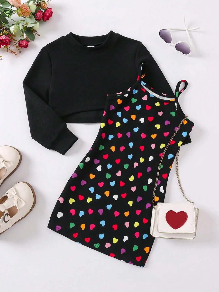 SHEIN 幼兒女孩心形印花兩件式吊帶洋裝和運動衫 - 黑色 - 查看 1