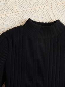 SHEIN Cô gái Tween Dệt kim Màu thuần Đứng cổ áo Áo & Kẻ sọc Bộ váy Với Túi đeo chéo - màu đen - Xem 4