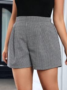 SHEIN Privé Plus Size Women's Houndstooth Shorts - Multicolor - View 3