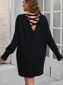 SHEIN LUNE Kích thước lớn Xu hướng: Cắt giảm Đầm - màu đen - Xem 1