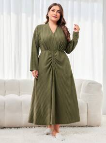 Mulvari Vestido De Talla Grande Con Mangas Murciélago - Verde Oliva - Ver 1