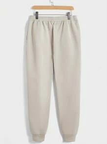 Manfinity RebelGame Nam Dây rút Đồ họa Chữ cái Hoodie Và Quần Chạy bộ Bộ - Màu be - Xem 8