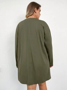 RueChic 字母印花大碼長袖洋裝 - 橄欖綠 - 查看 2