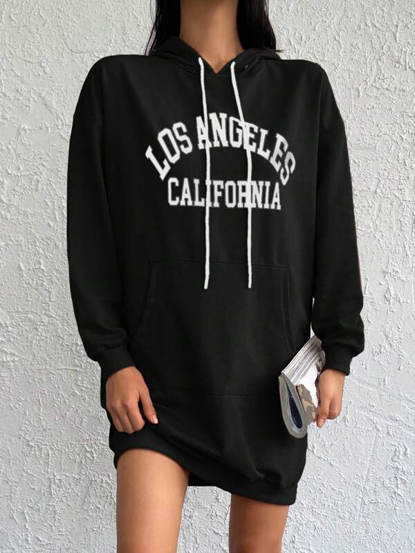 Cottnline Kapuzen-Sweatshirt-Kleid mit Buchstaben-Grafik und Kängurutasche