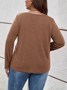 SHEIN LUNE 大尺碼女款 V 領長袖 T 卹